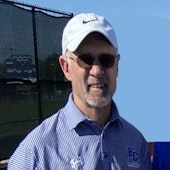 Allen N. teaches tennis lessons in Milwaukee, WI