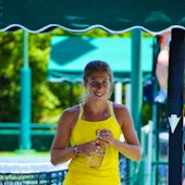 Niamh P. teaches tennis lessons in Lafayette, LA