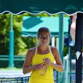 Niamh P. teaches tennis lessons in Lafayette, LA