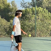 Hugo C. teaches tennis lessons in Melbourne, FL