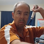 Rafael V. teaches tennis lessons in Houston, TX