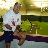Les S. teaches tennis lessons in Reynoldsburg, OH