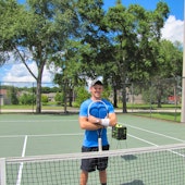 Zachary H. teaches tennis lessons in Orlando, FL