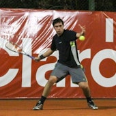 Pedro P. teaches tennis lessons in Los Angeles, CA